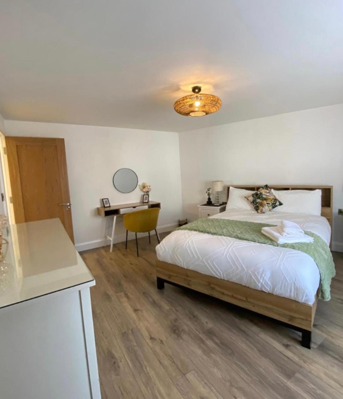 The Meadows Hideaway Apartment Doolin Bagian luar foto